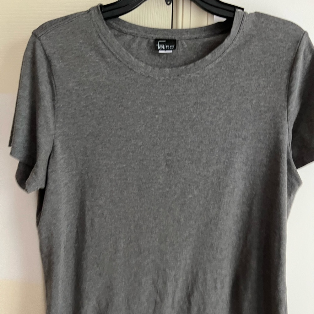 Felina grey organic cotton tee shirt sz medium stretch soft worn once